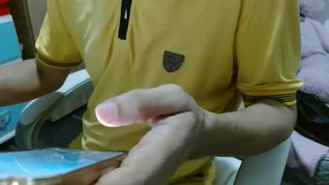 Andres online show from April 6, 2026, 10:38 am