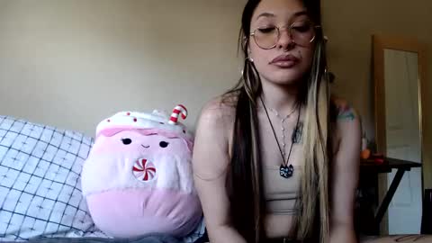 Snapshot of gothbaby305 chatting on February 6, 2025, 10:10 pm gothbaby305 online show from February 6, 2025, 10:10 pm