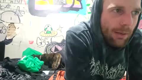 gothboityplz online show from November 15, 2025, 9:06 am