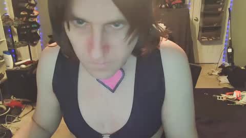 Snapshot of gothic123451 chatting on January 4, 2025, 5:58 pm Victoriana online show from January 4, 2025, 5:58 pm