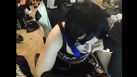 Snapshot of gothic123451 chatting on January 11, 2025, 1:37 am Victoriana online show from January 11, 2025, 1:37 am