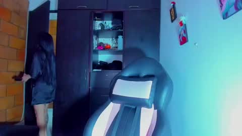 Snapshot of gothic9goddes chatting on November 3, 2025, 11:04 pm GG online show from November 3, 2025, 11:04 pm