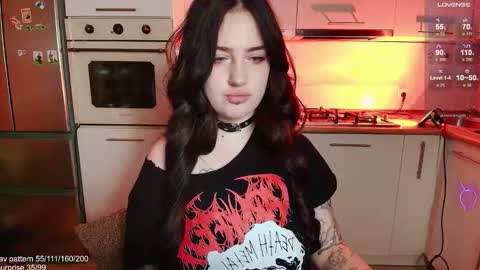Snapshot of gothkittys chatting on October 12, 2025, 11:42 am traumfrau Kira angel face devil eyes I SELL A LOT VIDEO IN GALLERY online show from October 12, 2025, 11:42 am