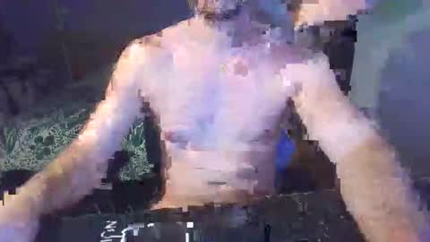 goura2000 online show from March 6, 2026, 9:55 pm