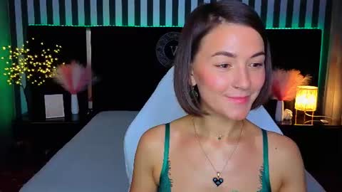 gracefulmichelle online show from June 15, 2026, 7:16 pm