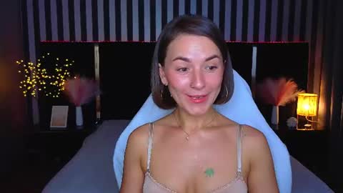 gracefulmichelle online show from June 17, 2026, 7:26 pm