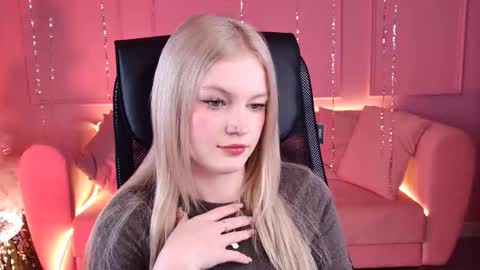 Grace Glamour online show from February 3, 2026, 6:22 am