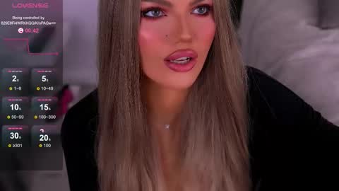 Grace online show from October 27, 2025, 3:27 pm