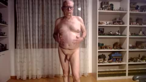 Snapshot of grandpach chatting on February 19, 2025, 6:21 pm grandpach online show from February 19, 2025, 6:21 pm