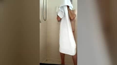 grandpawoody_69 online show from July 9, 2026, 1:37 pm