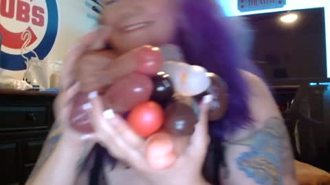 Snapshot of grateful42day chatting on July 31, 2026, 11:59 pm grateful42day online show from July 31, 2026, 11:59 pm