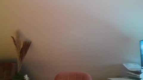 grau197077 online show from February 2, 2026, 8:24 am