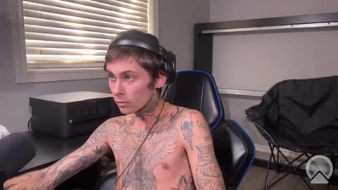 Mr. Heavy online show from November 4, 2025, 4:39 pm