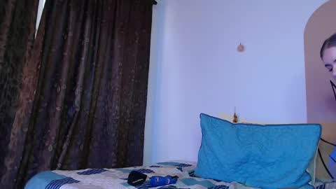 Snapshot of grecia_rouse chatting on December 8, 2024, 2:41 pm  GRECIA  online show from December 8, 2024, 2:41 pm