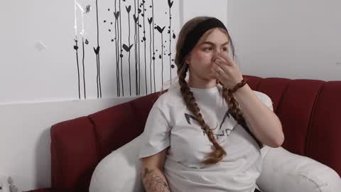 Snapshot of grecia_rouse chatting on September 9, 2025, 9:14 pm  GRECIA  online show from September 9, 2025, 9:14 pm