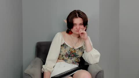 April online show from January 4, 2025, 3:50 am