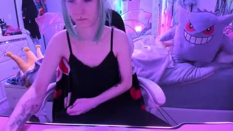 GreenEyedLovexo online show from October 8, 2025, 2:14 pm