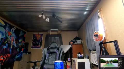 Greenlungs8195 online show from November 1, 2025, 6:21 pm