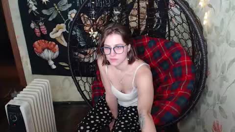 Lina online show from January 17, 2026, 9:03 am
