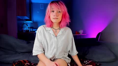 Greg-independent model online show from January 7, 2025, 9:25 pm