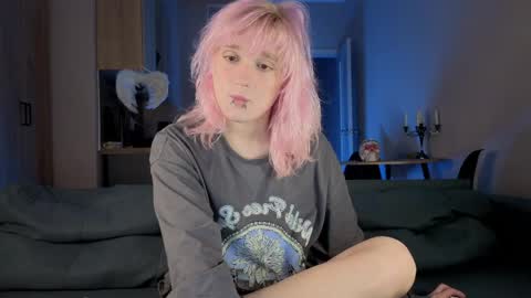 Greg-independent model online show from March 26, 2026, 8:25 pm