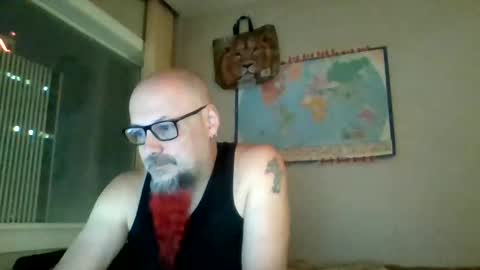 Snapshot of gregrev chatting on December 20, 2024, 2:52 am gregrev online show from December 20, 2024, 2:52 am