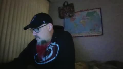 Snapshot of gregrev chatting on December 29, 2024, 1:02 am gregrev online show from December 29, 2024, 1:02 am