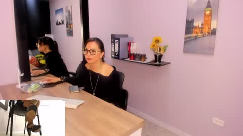 Snapshot of greta_borbon chatting on July 21, 2026, 11:45 am Greta online show from July 21, 2026, 11:45 am