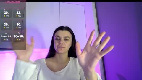 Snapshot of greta_devine chatting on December 8, 2024, 5:11 pm Greta online show from December 8, 2024, 5:11 pm