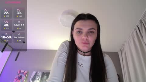 Snapshot of greta_devine chatting on January 1, 2025, 7:43 pm Greta online show from January 1, 2025, 7:43 pm