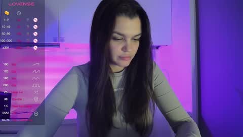 Snapshot of greta_devine chatting on February 21, 2025, 6:59 pm Greta online show from February 21, 2025, 6:59 pm