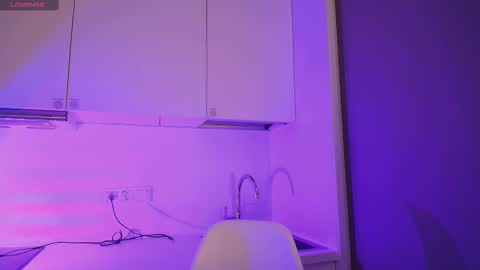 Snapshot of greta_devine chatting on March 9, 2025, 9:25 pm Greta online show from March 9, 2025, 9:25 pm