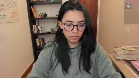 Greta online show from October 22, 2025, 4:02 am