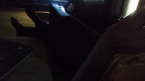 Snapshot of grey_stud chatting on January 1, 2025, 5:22 am Grey Stud online show from January 1, 2025, 5:22 am