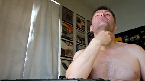 gring0_dik online show from May 4, 2026, 6:15 pm