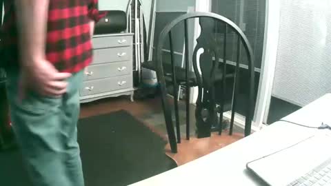 Snapshot of grizzley84 chatting on December 2, 2024, 3:47 am grizzly84 online show from December 2, 2024, 3:47 am