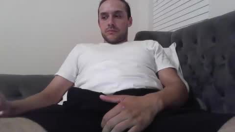 Snapshot of grnde789 chatting on November 24, 2025, 2:11 am grnde789 online show from November 24, 2025, 2:11 am