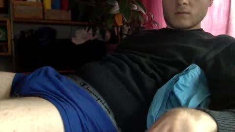 gruendamien online show from January 7, 2025, 11:48 am