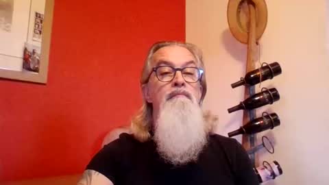 Grybear online show from January 19, 2026, 8:18 am