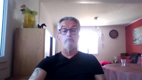 Grybear online show from March 31, 2026, 10:48 am