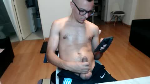 guachin_new online show from May 21, 2026, 5:25 am