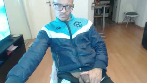 guachin_new online show from May 26, 2026, 8:16 pm
