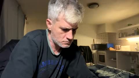 guardiannif_ online show from March 3, 2025, 3:08 am