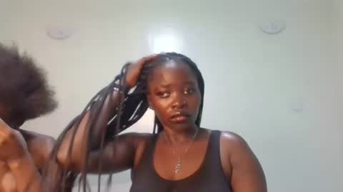 gud_lunah1 online show from June 27, 2026, 7:57 am