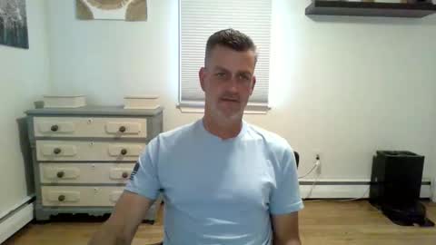 Snapshot of gudguy2025 chatting on May 6, 2026, 12:32 pm gudguy2025 online show from May 6, 2026, 12:32 pm