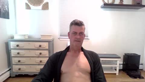 Snapshot of gudguy2025 chatting on May 17, 2026, 11:50 am gudguy2025 online show from May 17, 2026, 11:50 am
