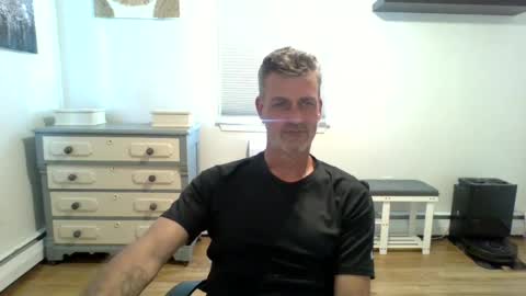 Snapshot of gudguy2025 chatting on June 14, 2026, 2:41 pm gudguy2025 online show from June 14, 2026, 2:41 pm