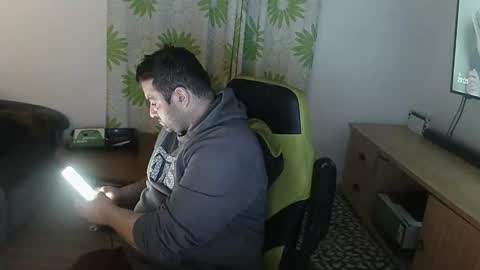 guillaume666286050 online show from January 6, 2026, 4:05 am