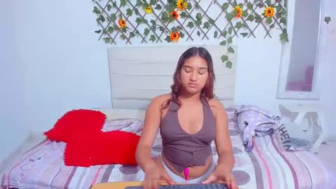 Snapshot of guiselle_lan chatting on January 19, 2025, 7:04 am guiselle_lan online show from January 19, 2025, 7:04 am