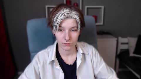 Snapshot of guitarandangell chatting on November 17, 2025, 4:07 am guitarandangell online show from November 17, 2025, 4:07 am